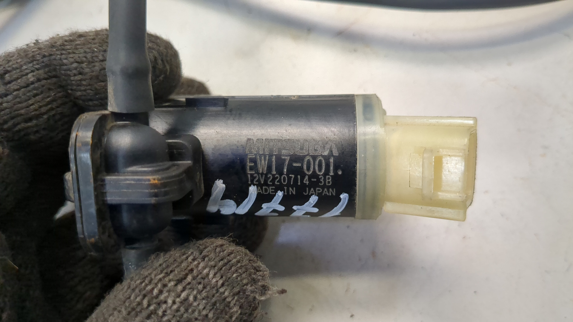 Насос омывателя