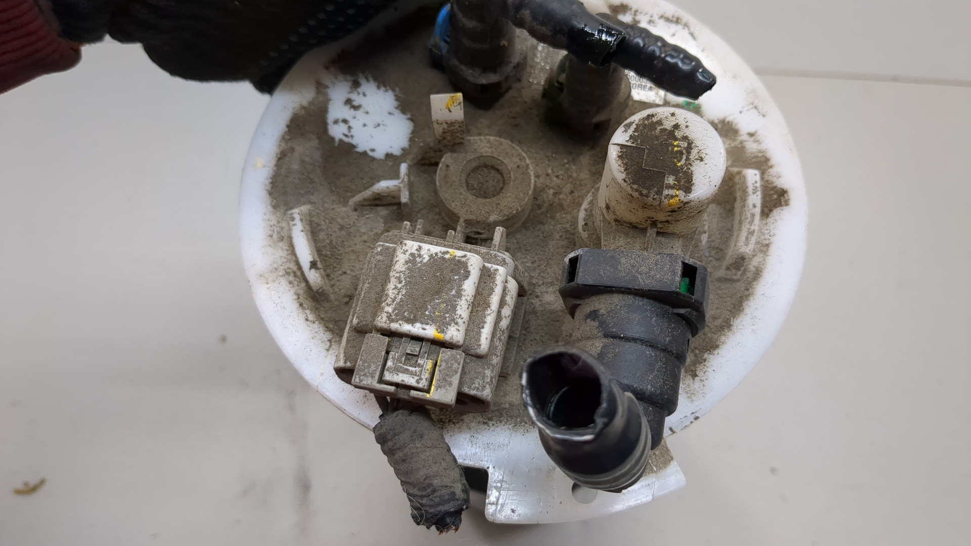 Насос топливный электрический