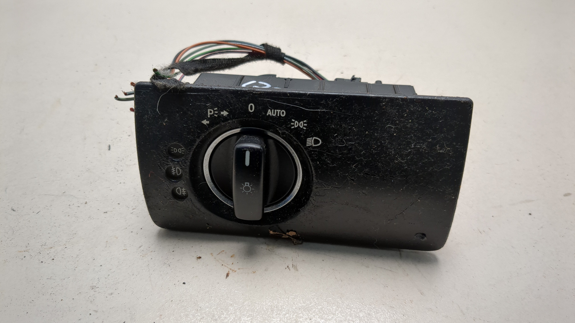 Переключатель света фар