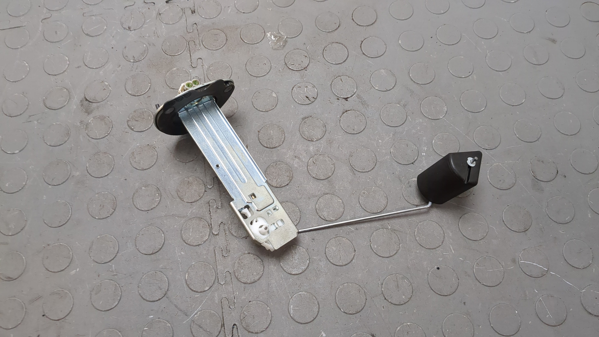 Датчик уровня топлива