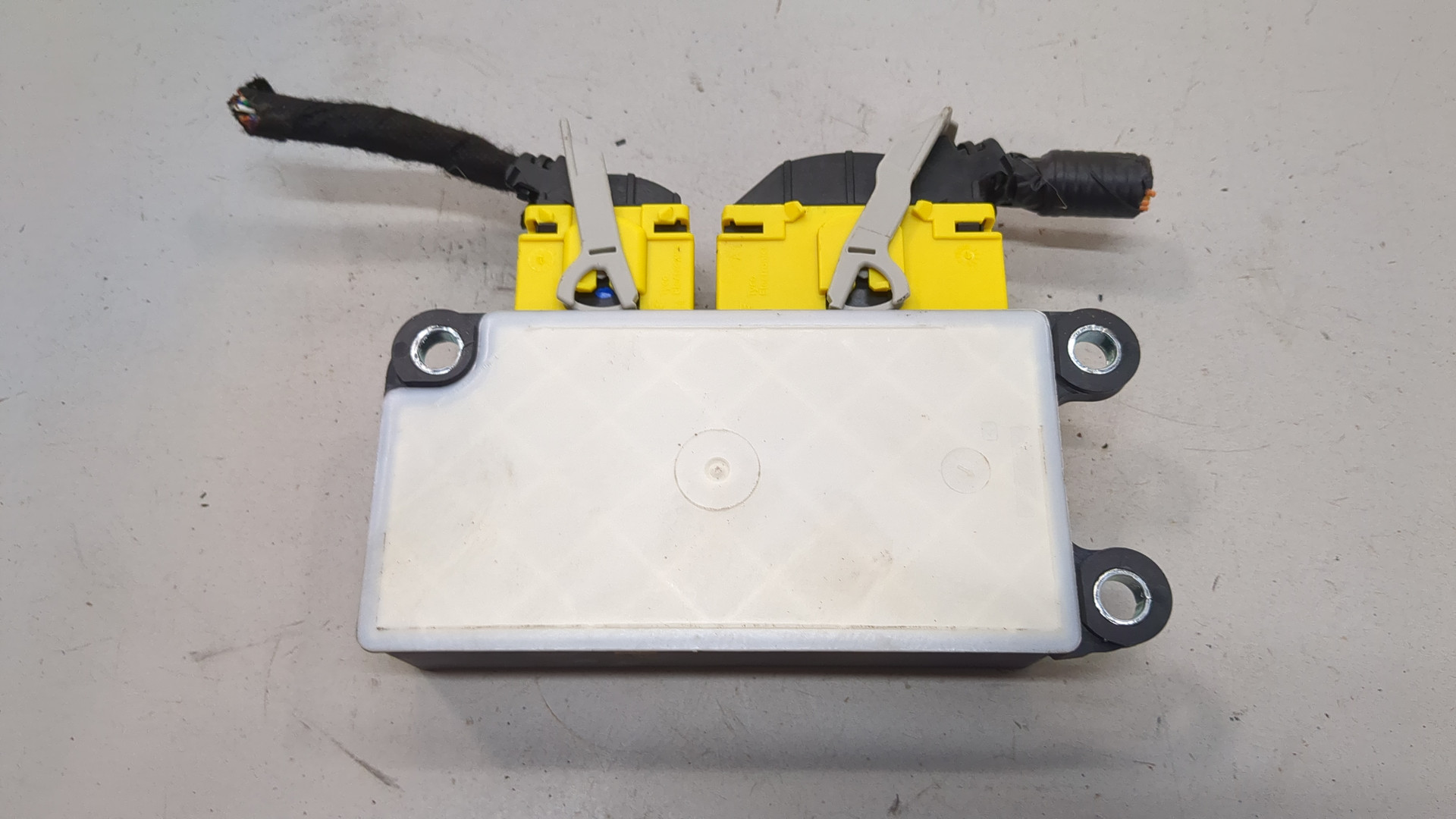 Блок управления подушек безопасности (AIR BAG)