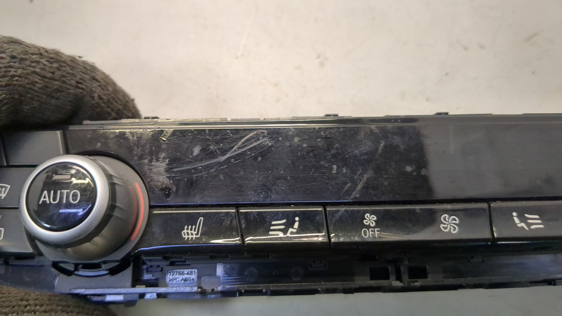 Переключатель отопителя