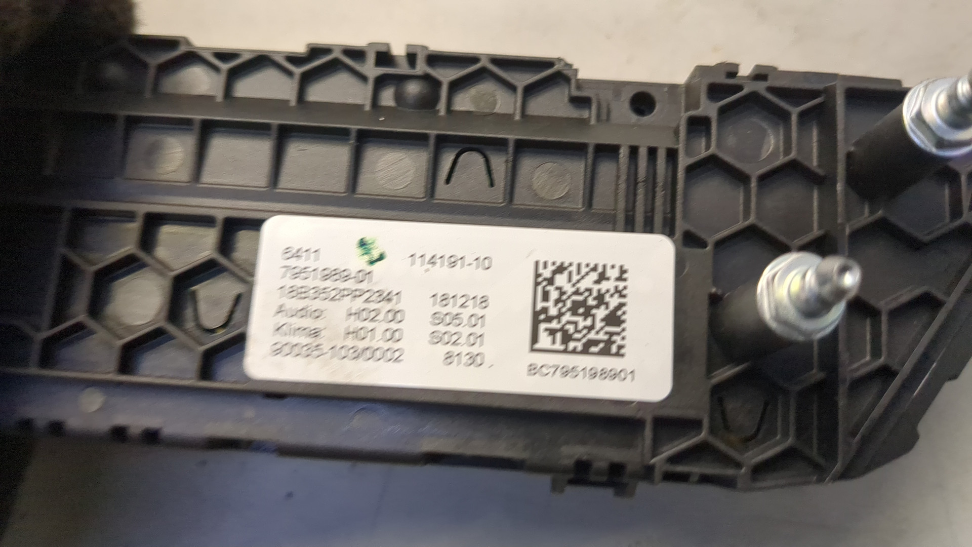 Переключатель отопителя