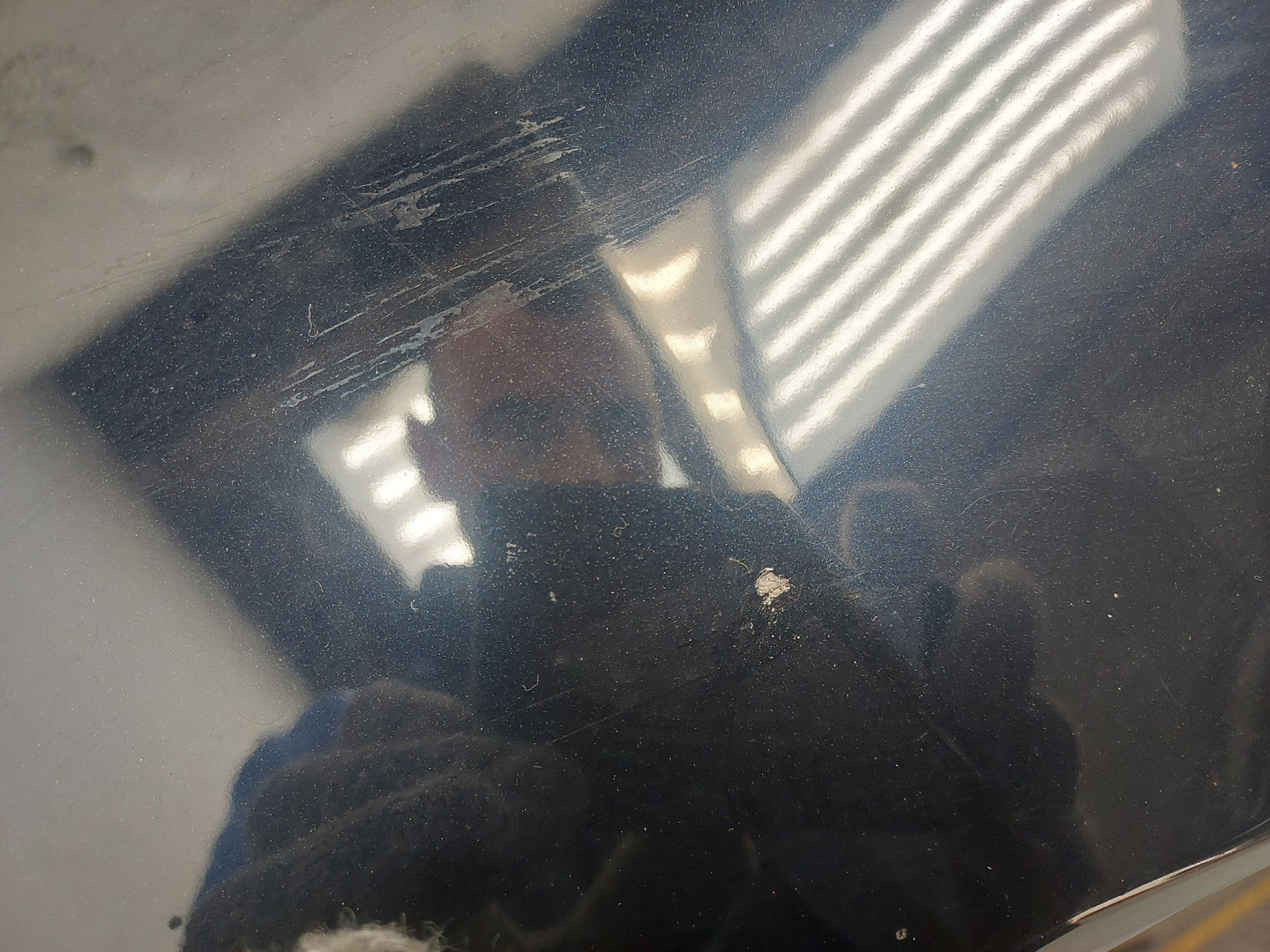 Дверь багажника