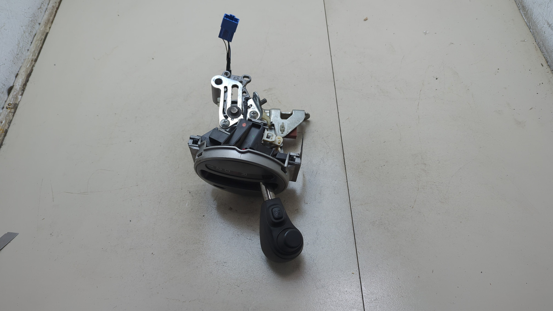 Кулиса МКПП / АКПП