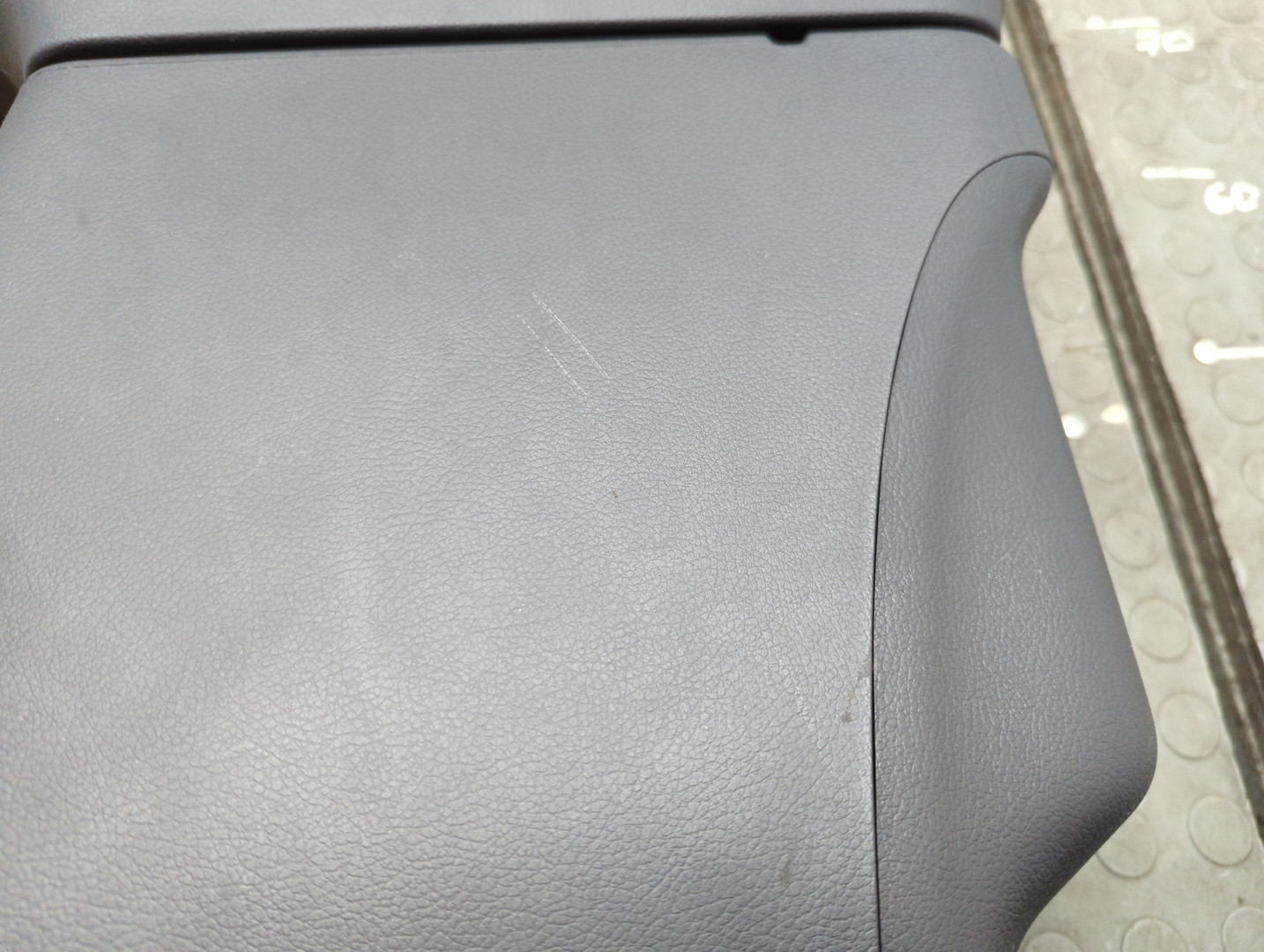 Подлокотник