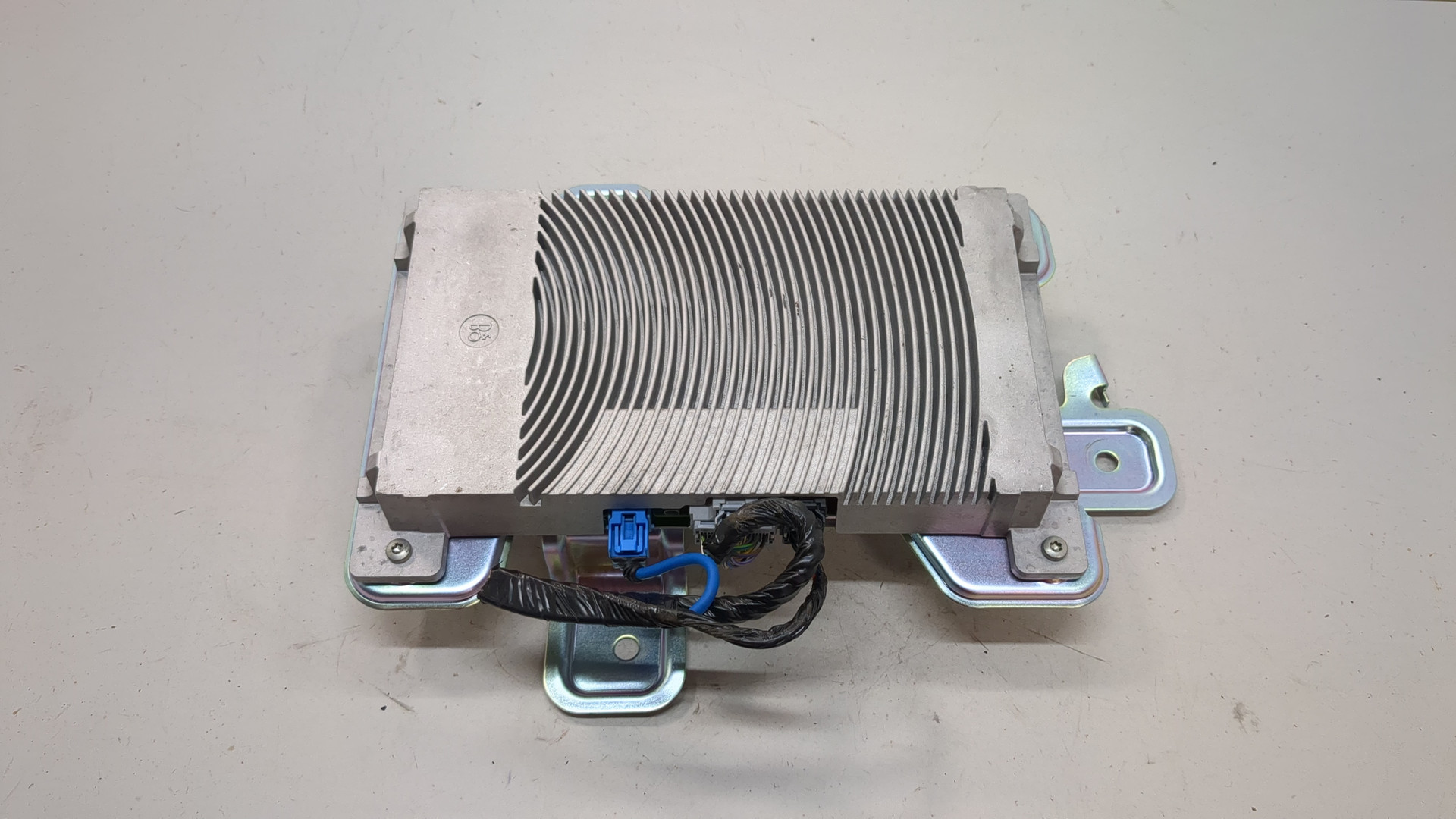 Усилитель акустической системы