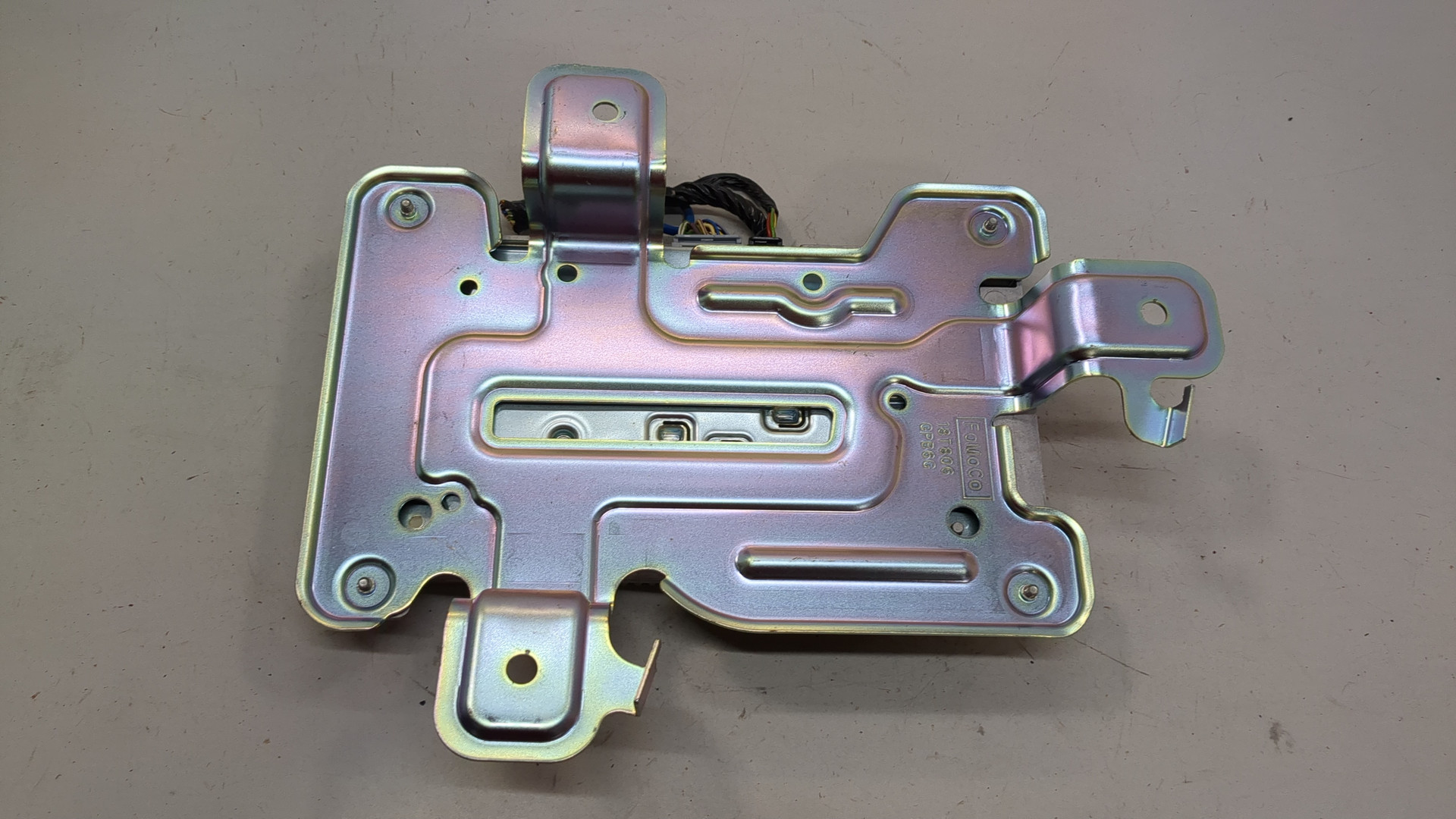 Усилитель акустической системы