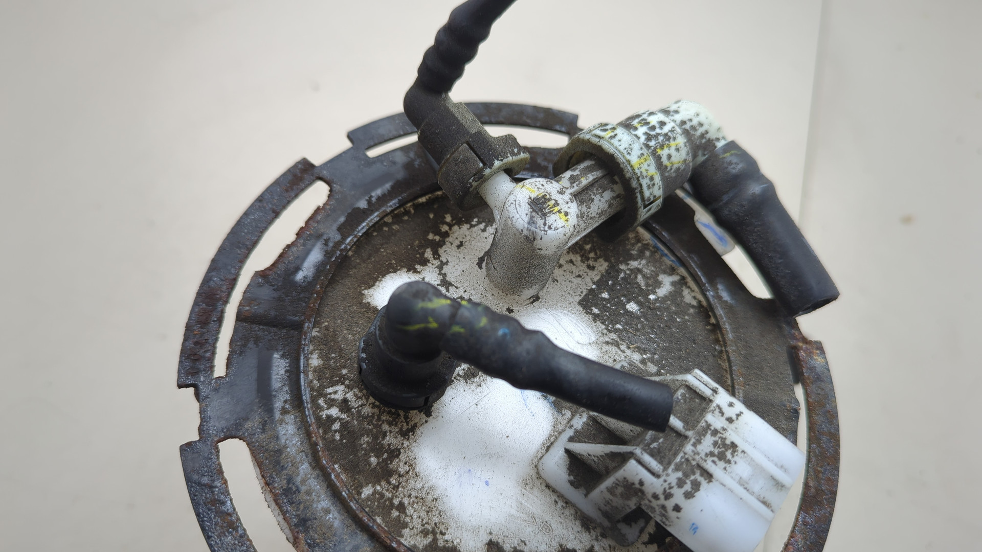 Насос топливный электрический