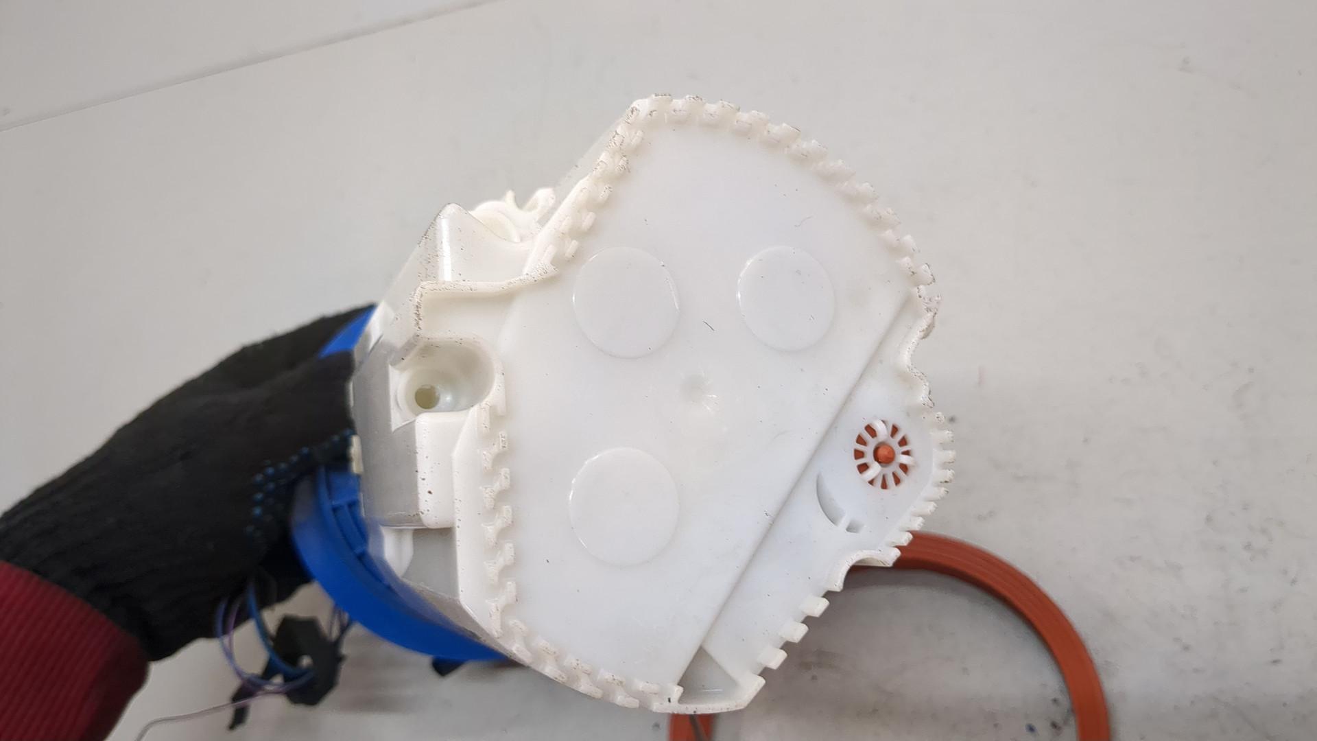 Насос топливный электрический