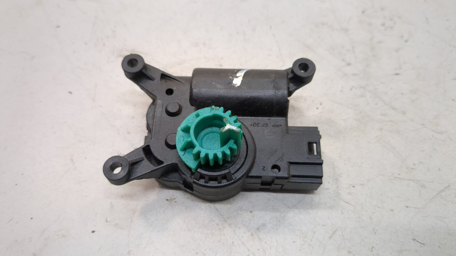 Моторчик заслонки печки