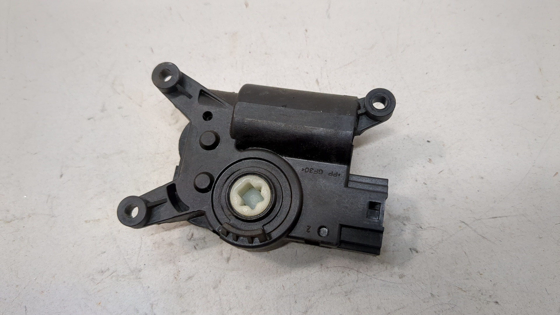 Моторчик заслонки печки