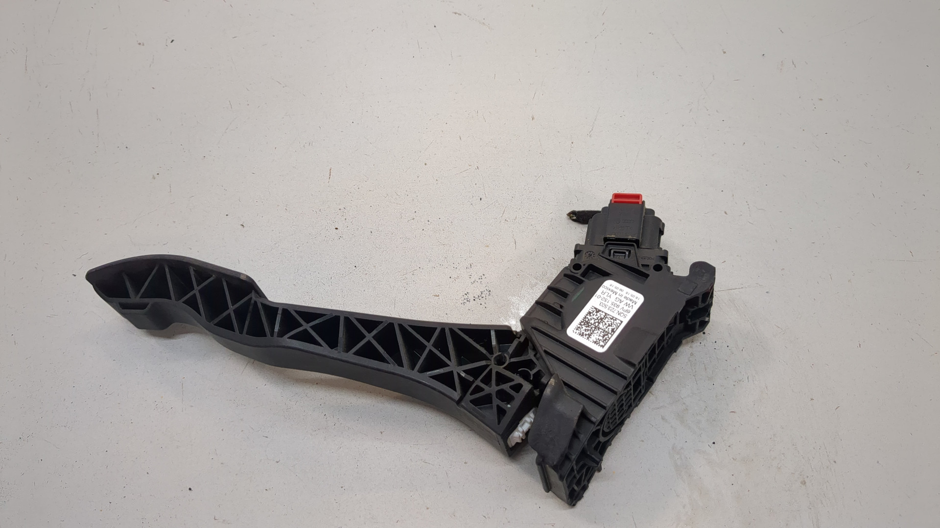 Педаль газа