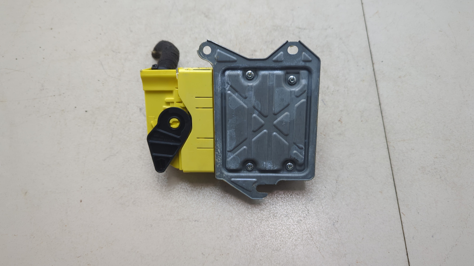 Блок управления подушек безопасности (AIR BAG)