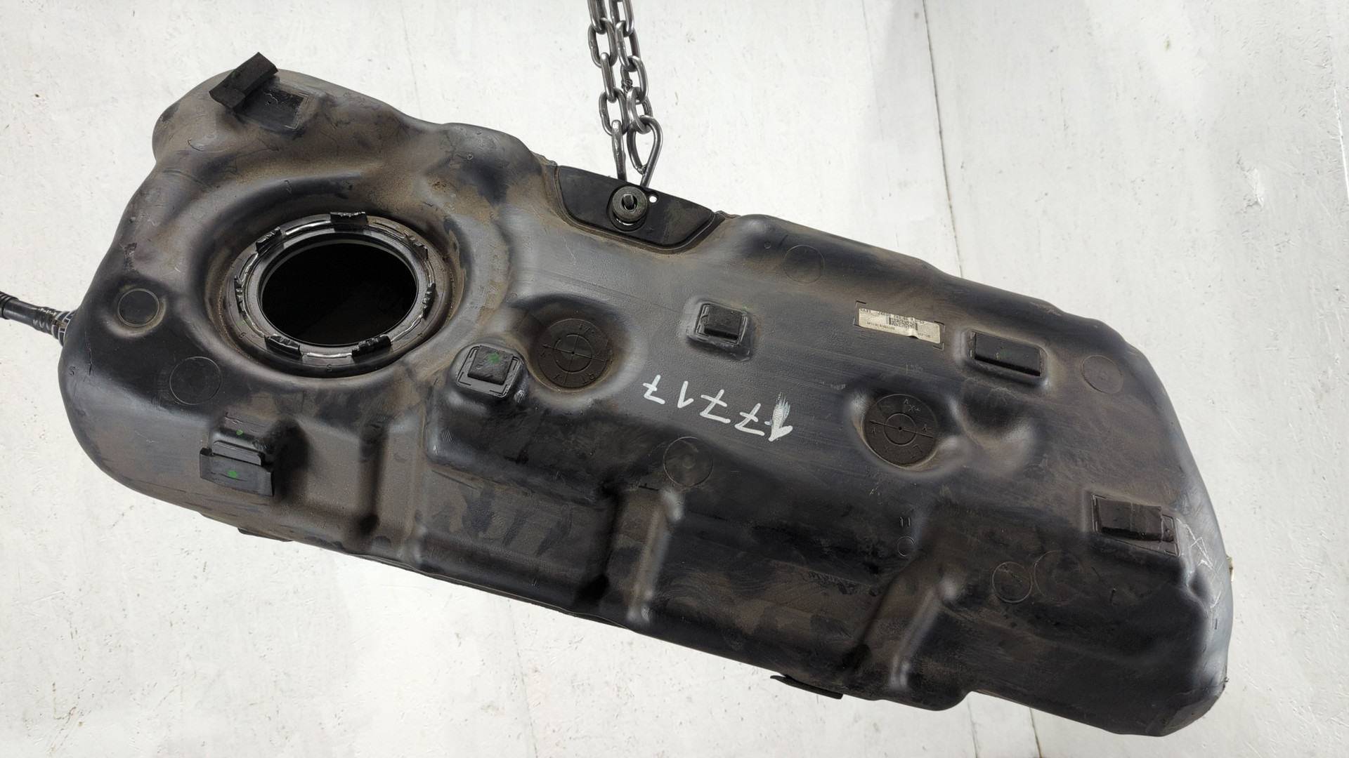 Бак топливный