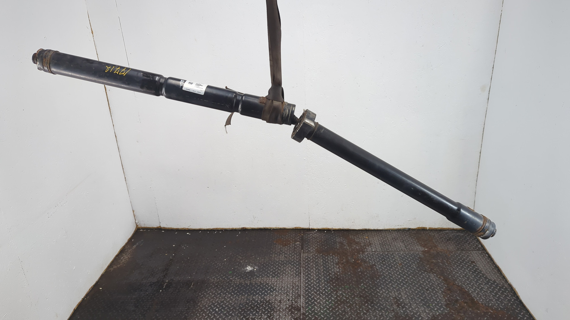 Вал карданный задний