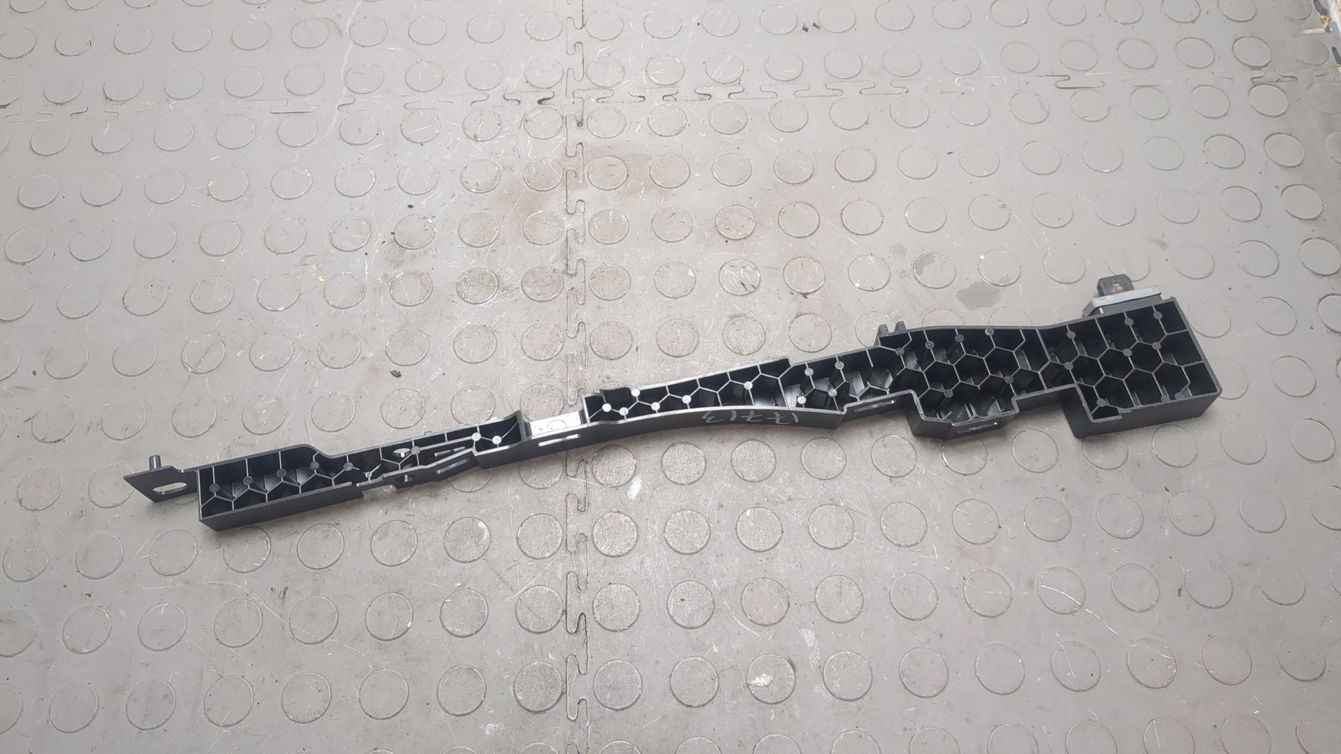 Кронштейн (сопут. товар)