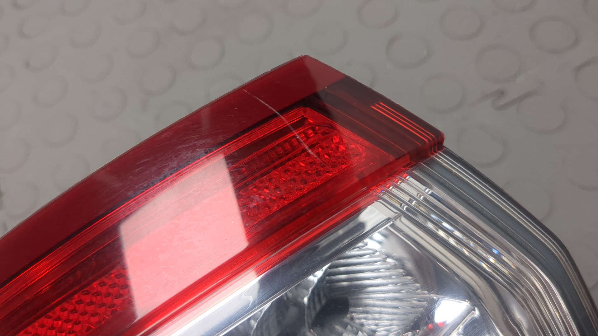 Фонарь задний левый