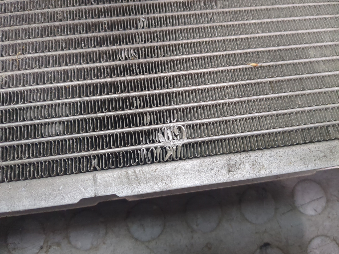 Радиатор охлаждения двигателя основной