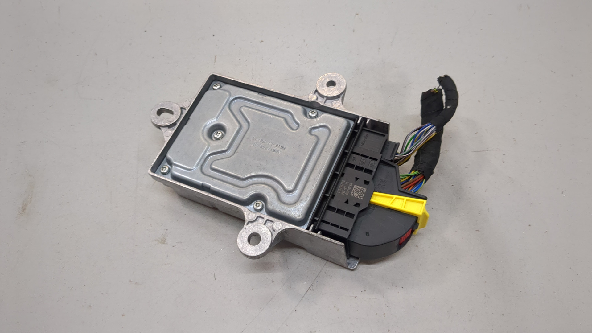 Блок управления подушек безопасности (AIR BAG)