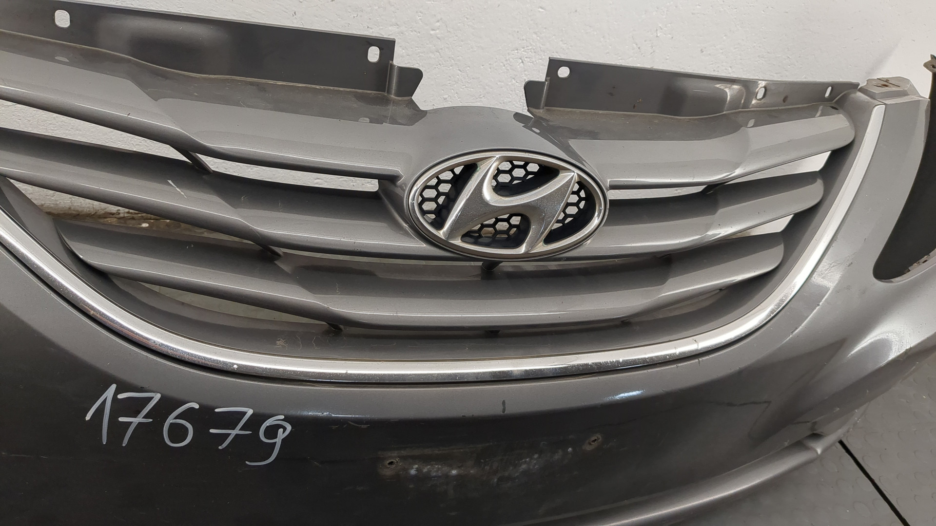 Бампер передний