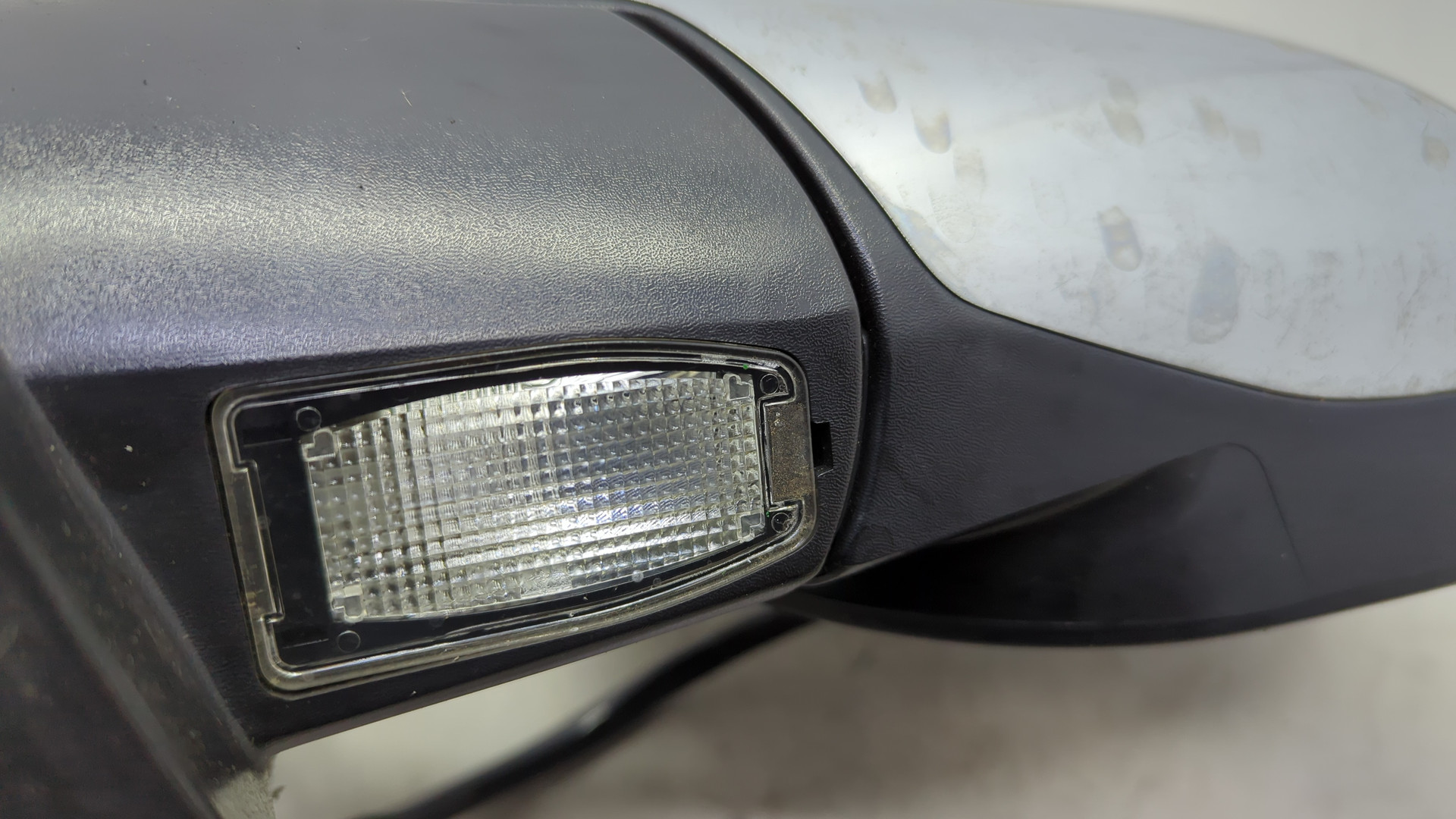 Зеркало левое электрическое