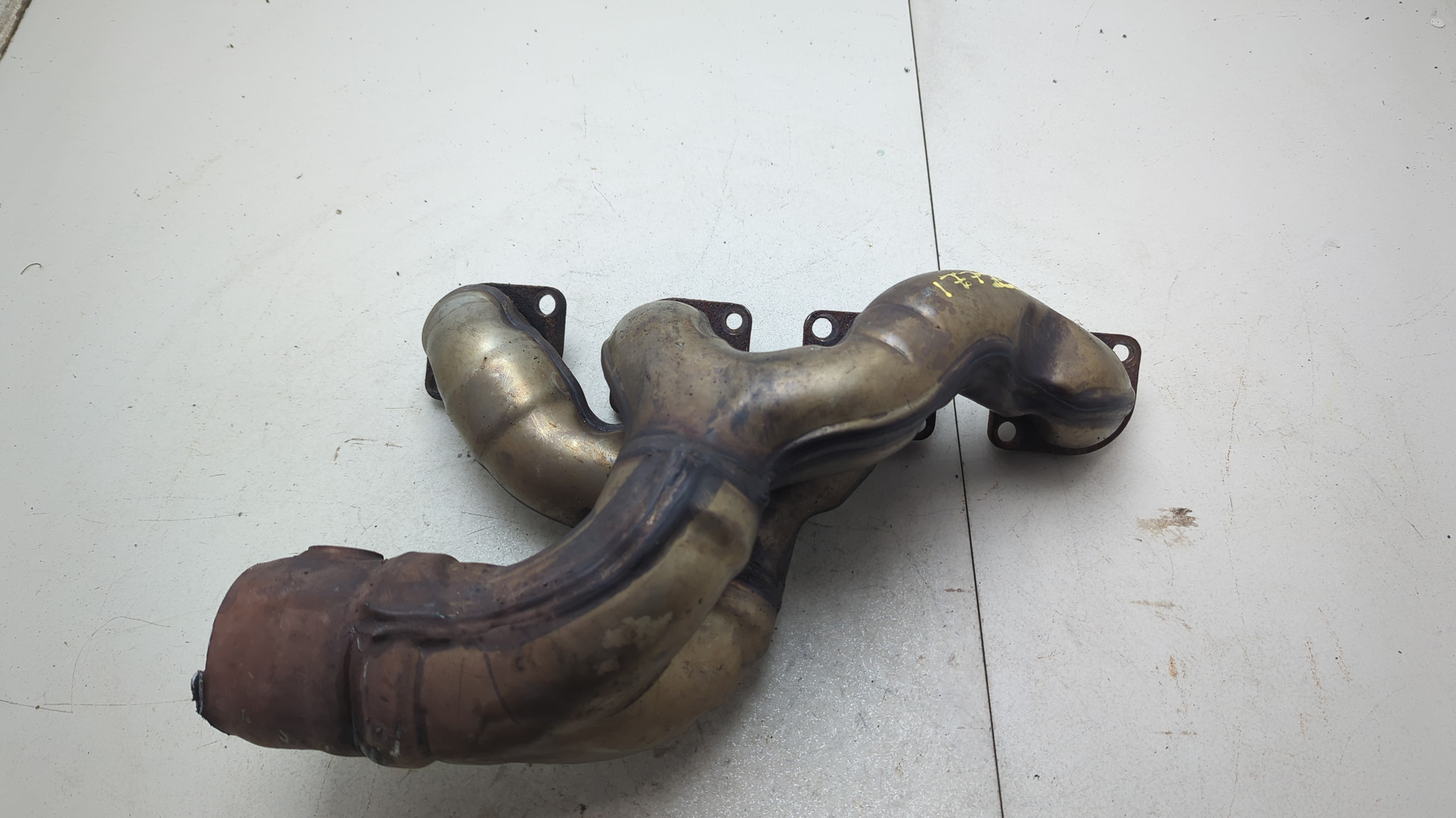 Коллектор выпускной