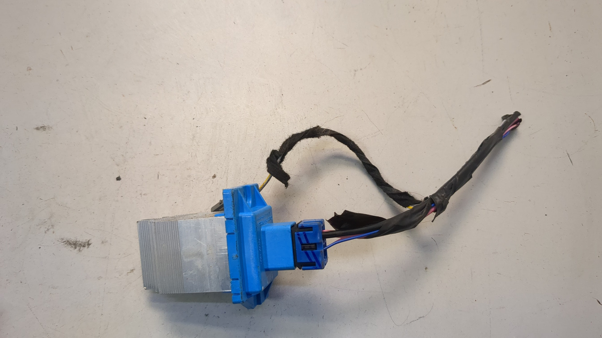 Резистор отопителя