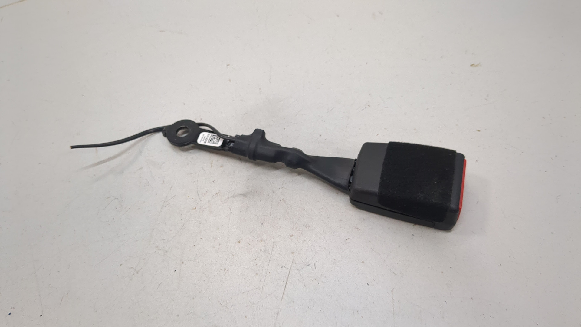 Ответная часть ремня безопасности