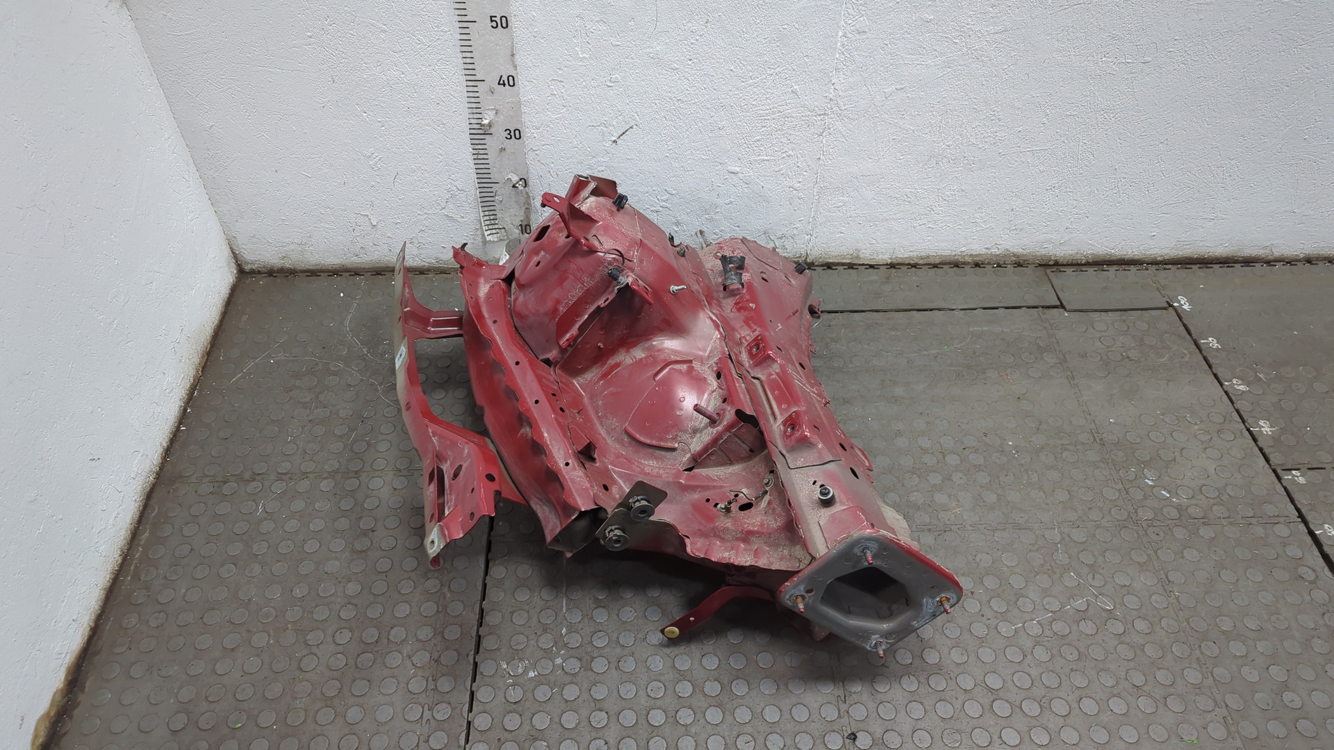 Лонжерон передний правый