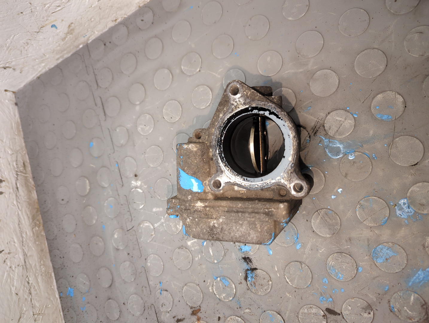 Заслонка дроссельная электрическая