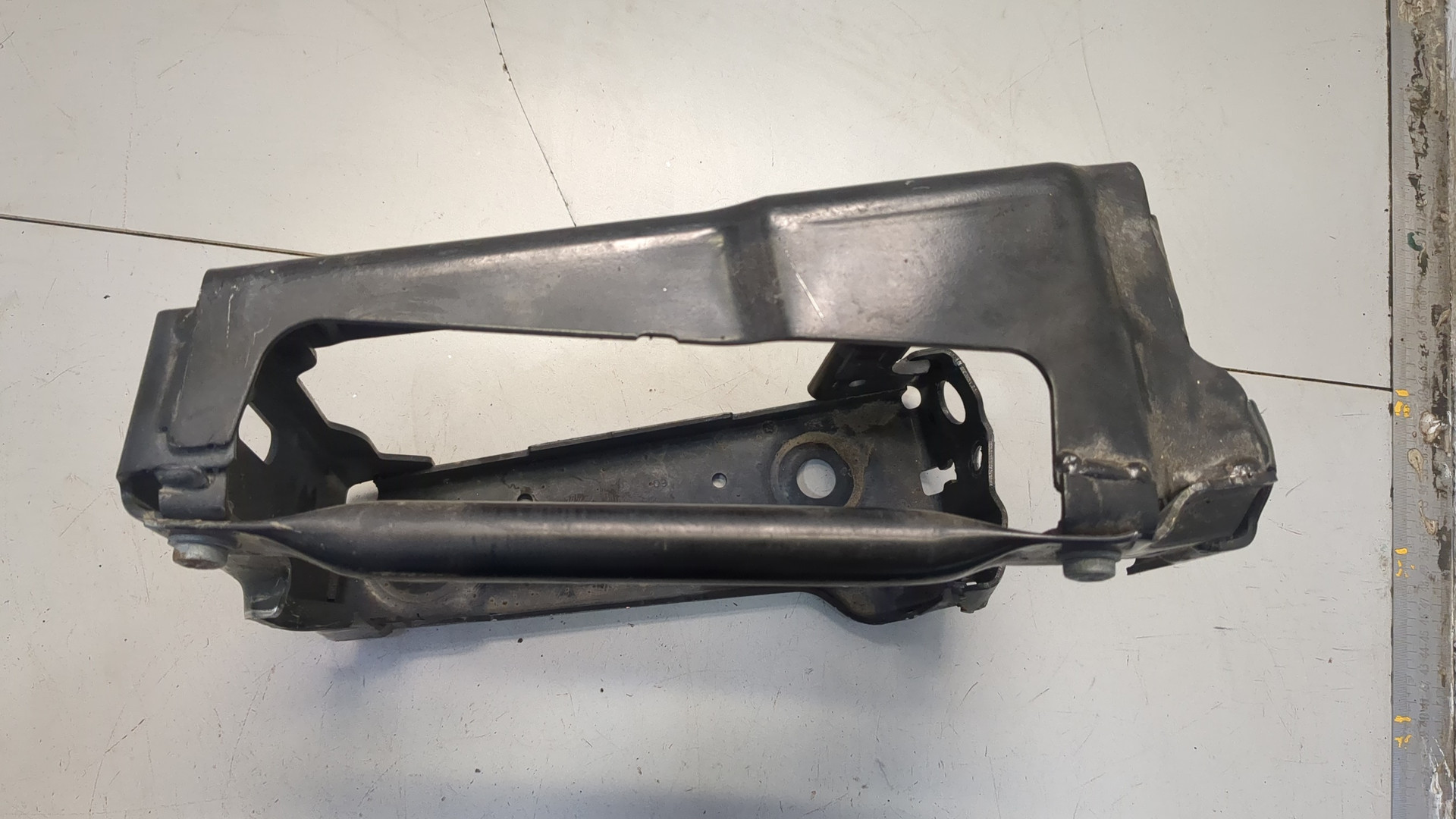 Кронштейн радиатора