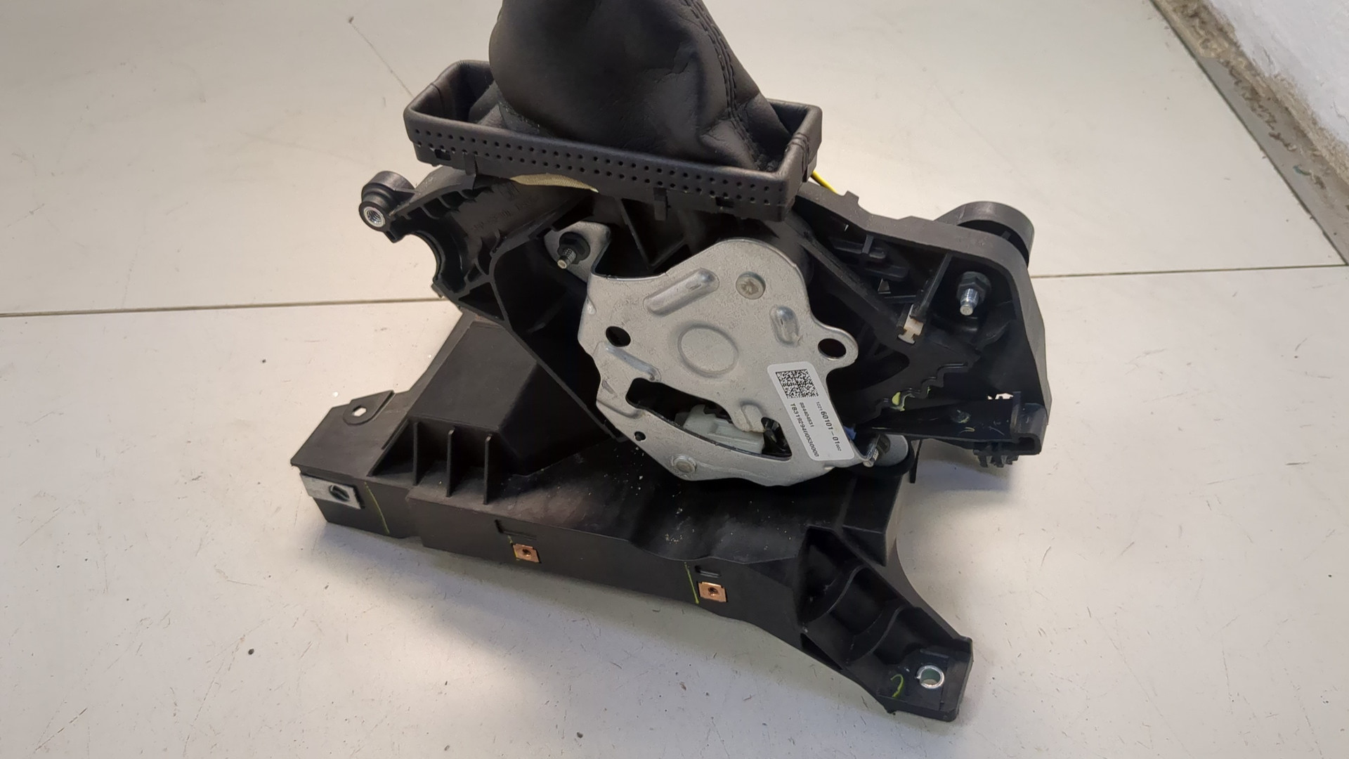 Кулиса МКПП / АКПП