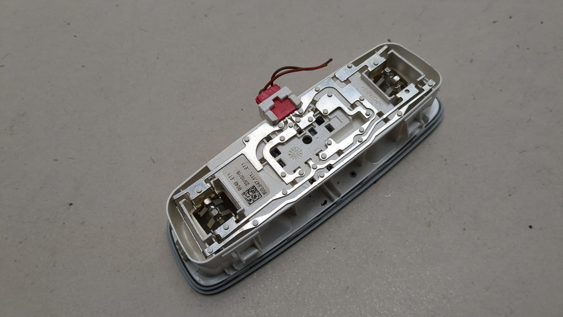 Плафон салонный