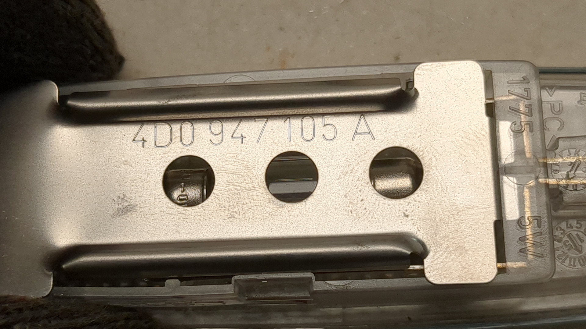 Плафон салонный