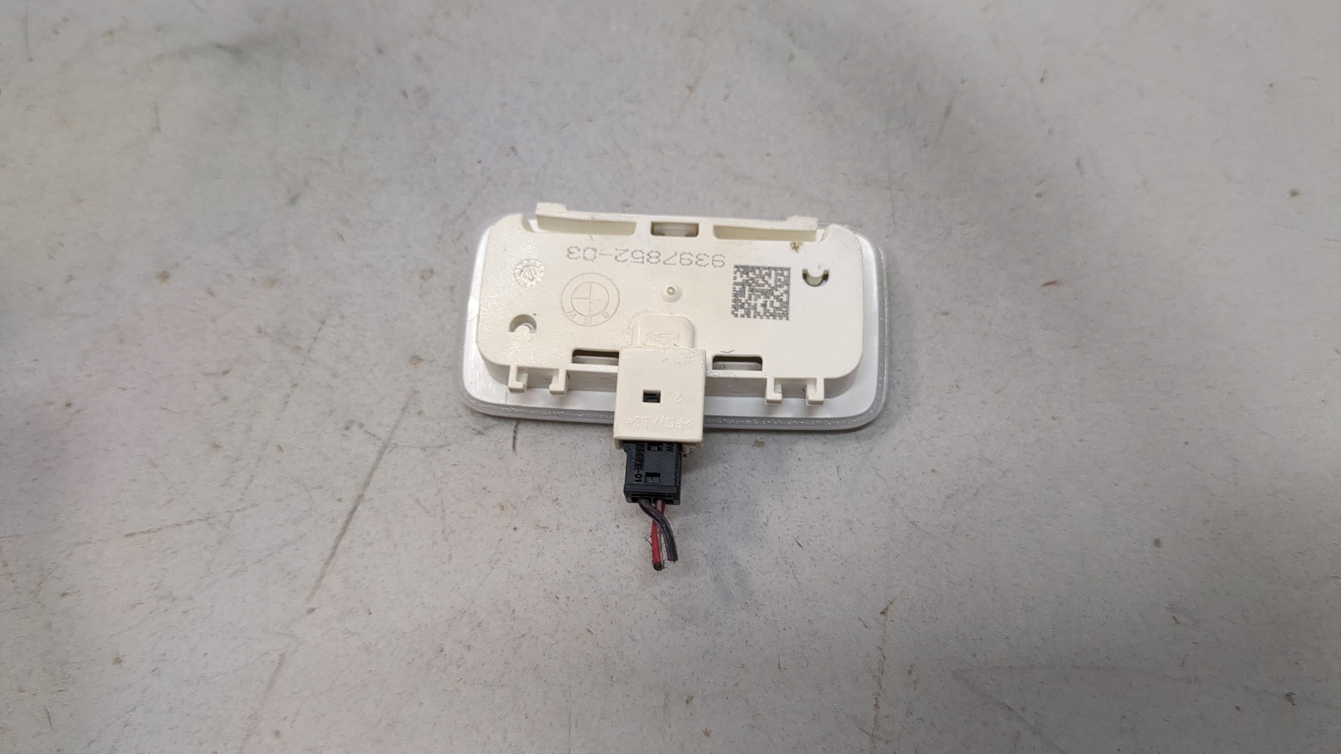 Плафон салонный