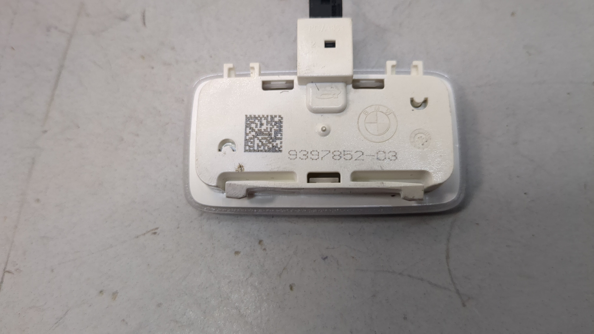 Плафон салонный