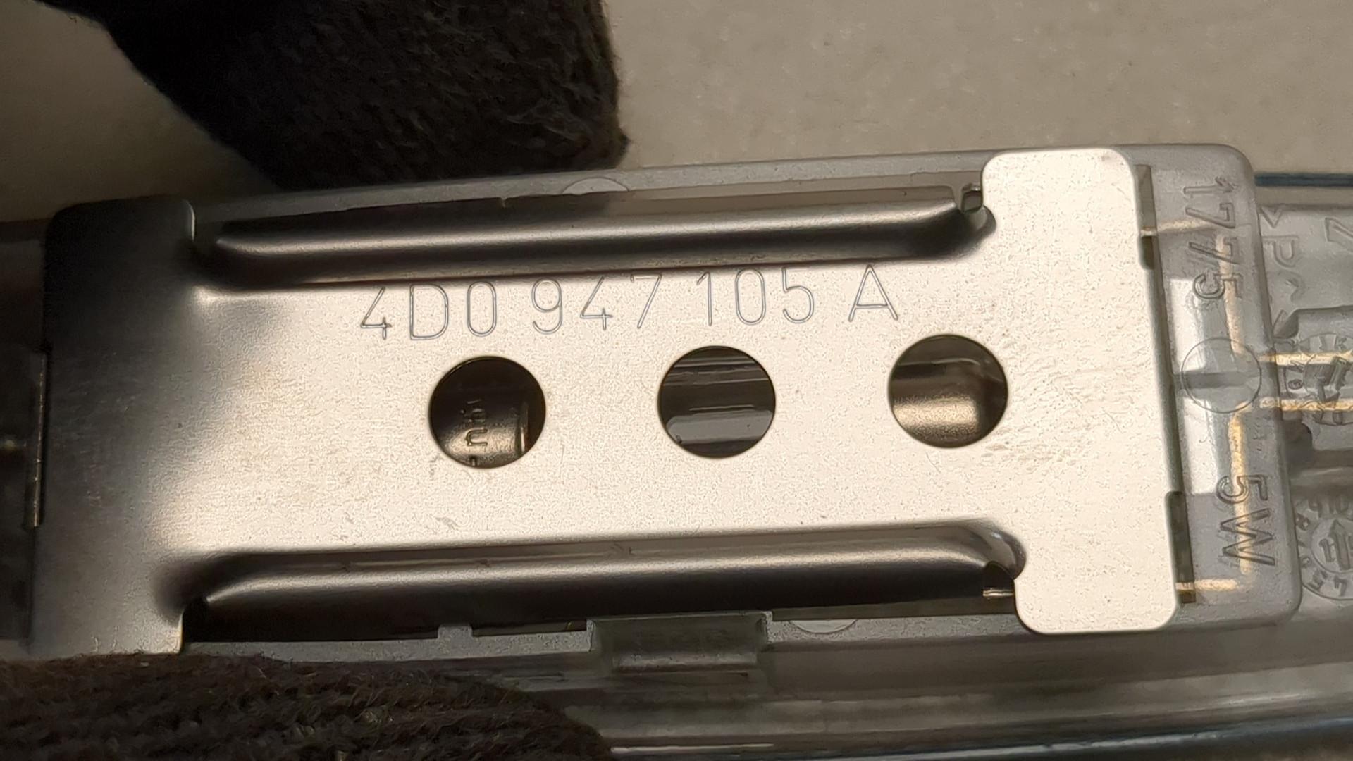 Плафон салонный