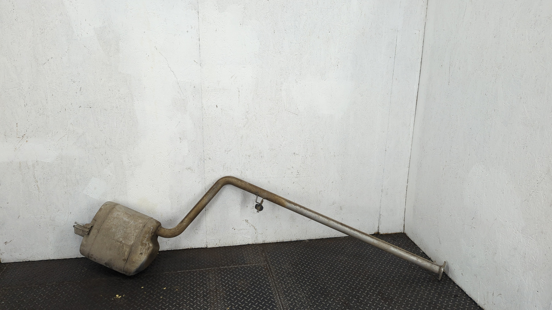 Глушитель задняя часть