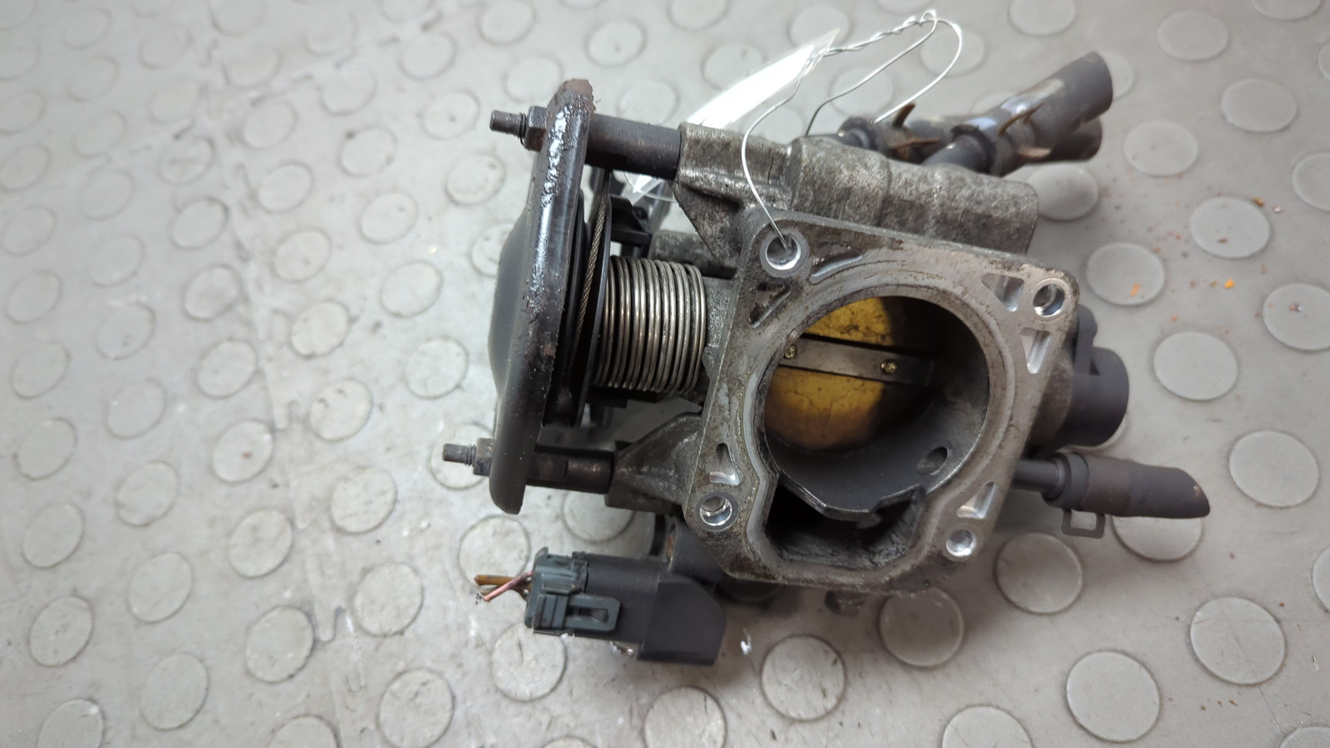 Заслонка дроссельная электрическая