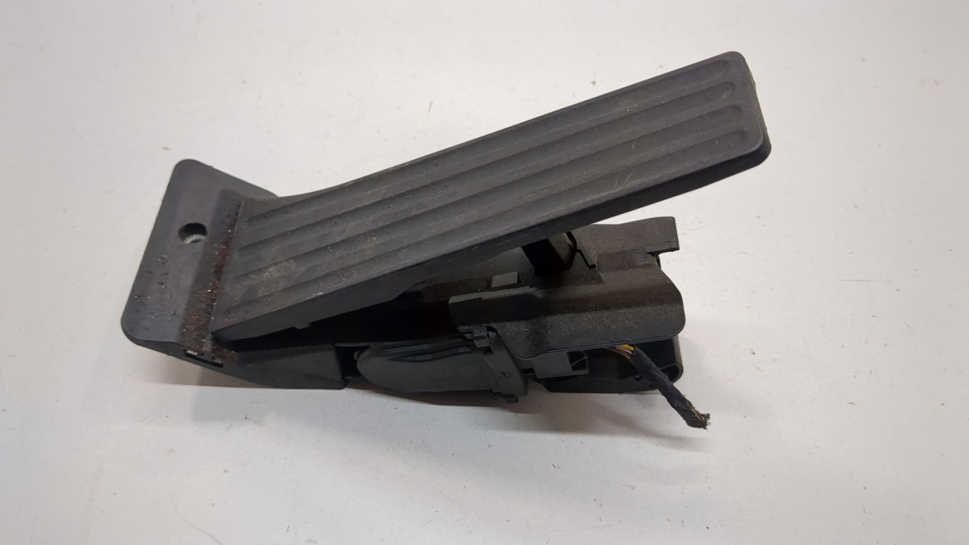 Педаль газа