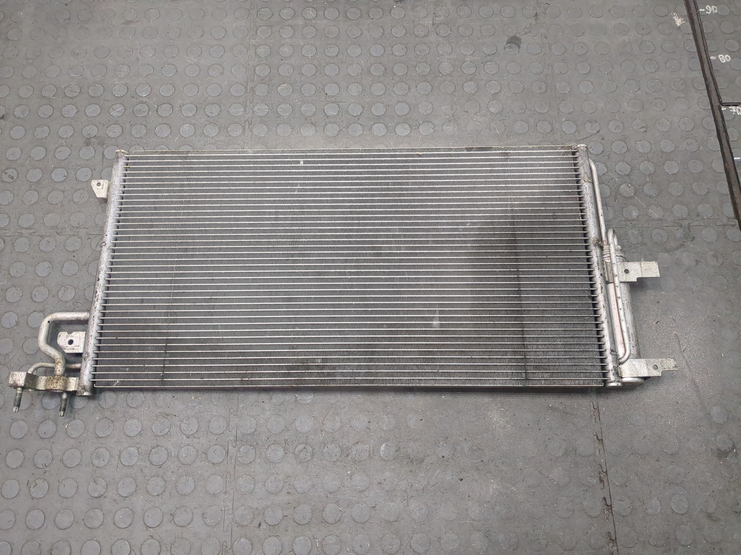 Радиатор кондиционера / конденсер