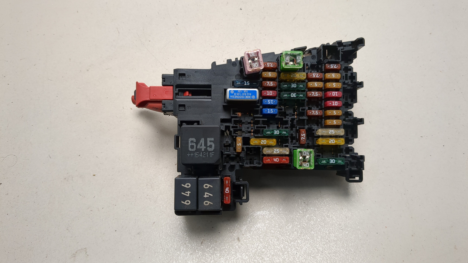 Блок предохранителей