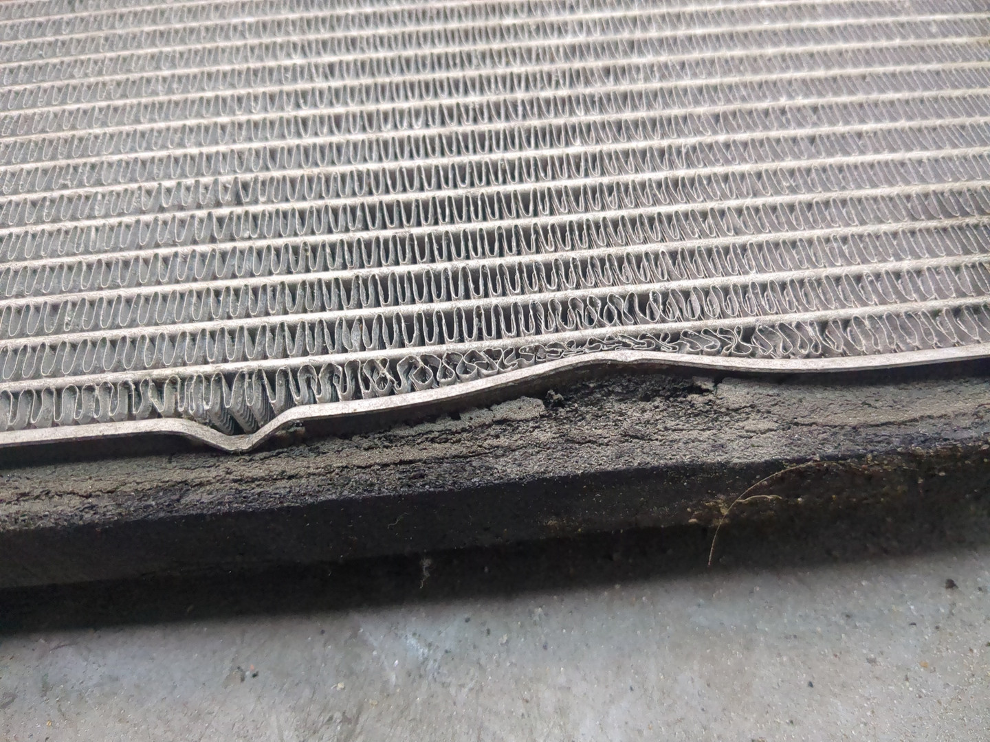 Радиатор охлаждения двигателя основной