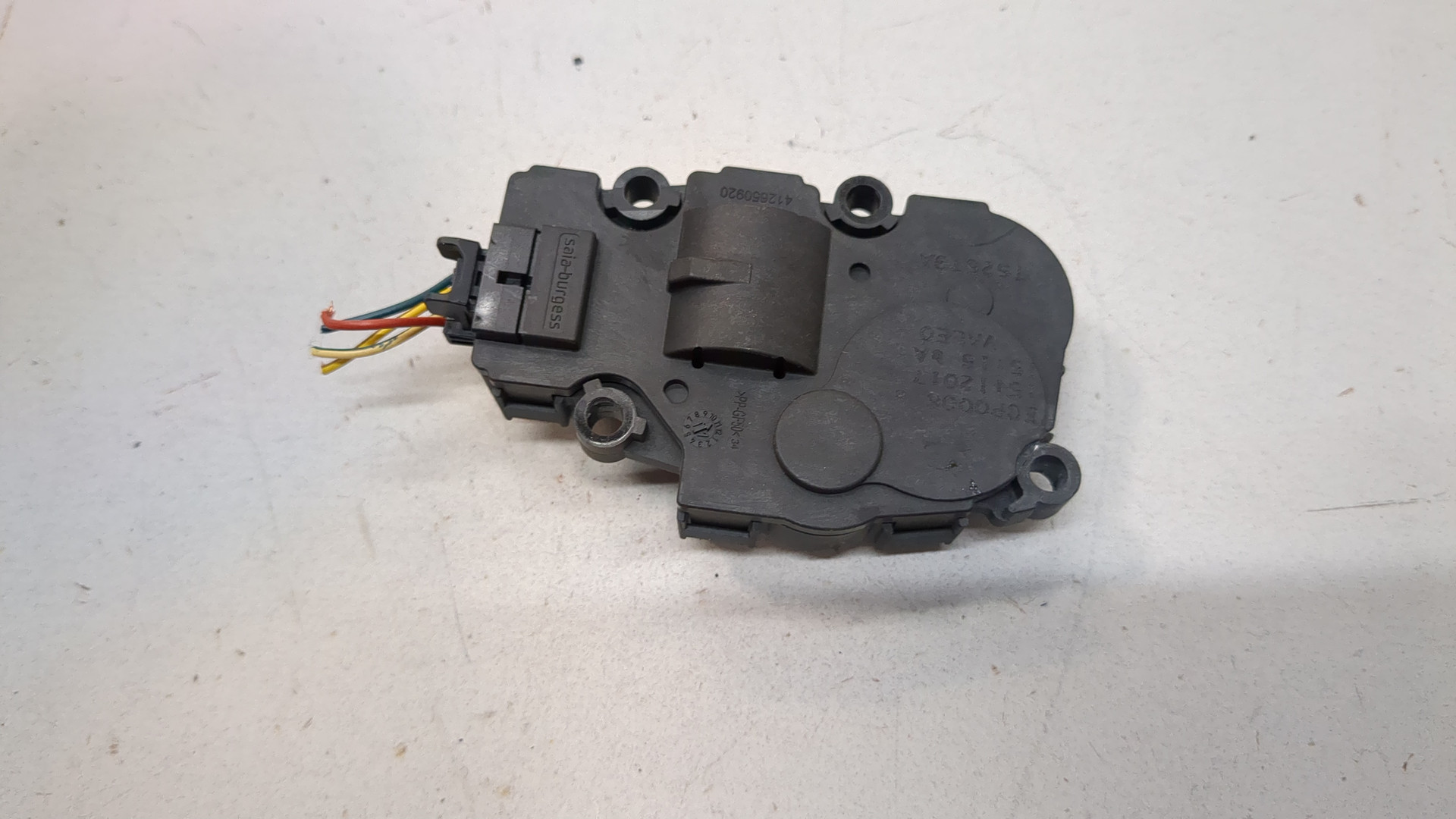 Моторчик заслонки печки