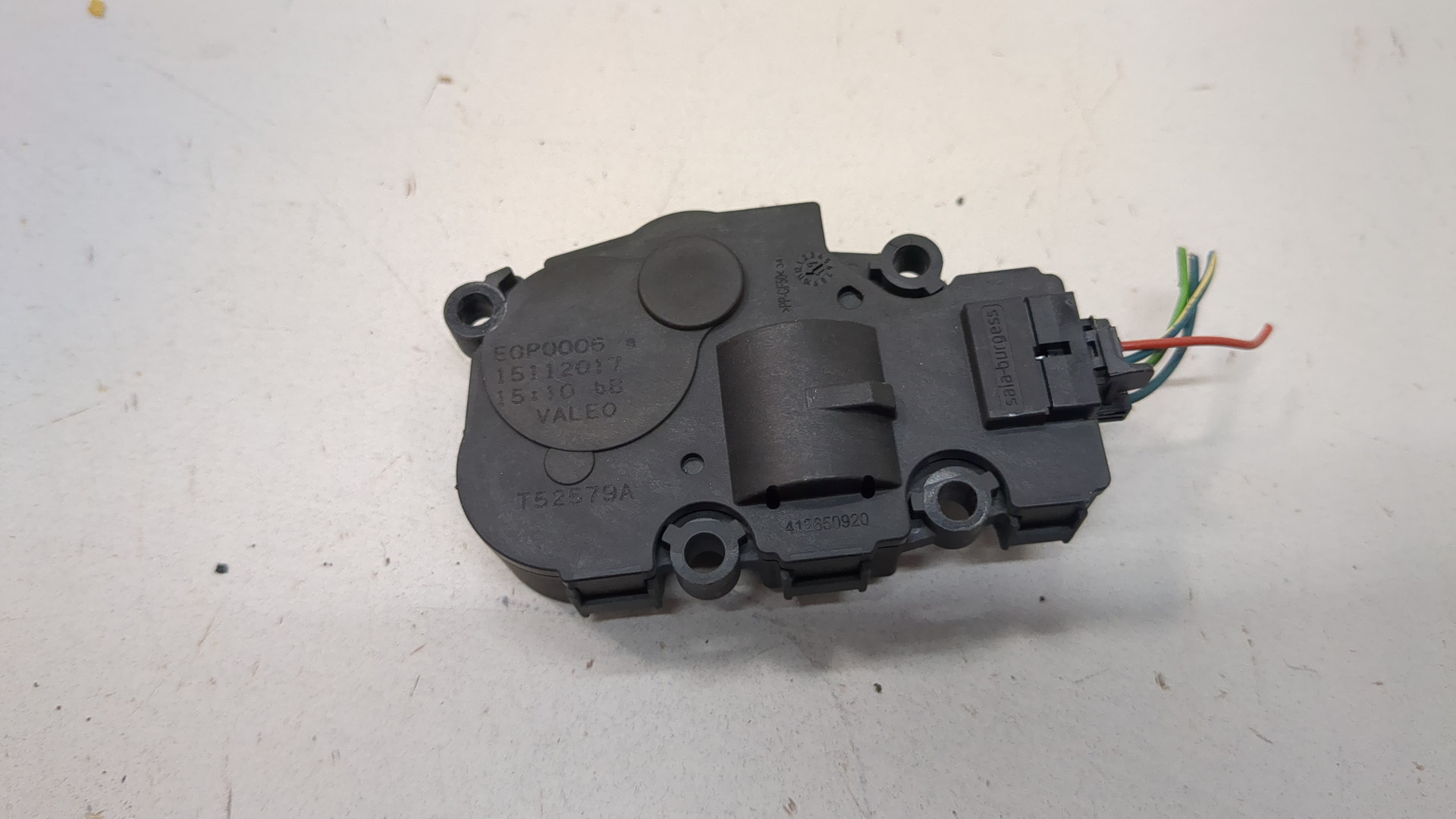 Моторчик заслонки печки