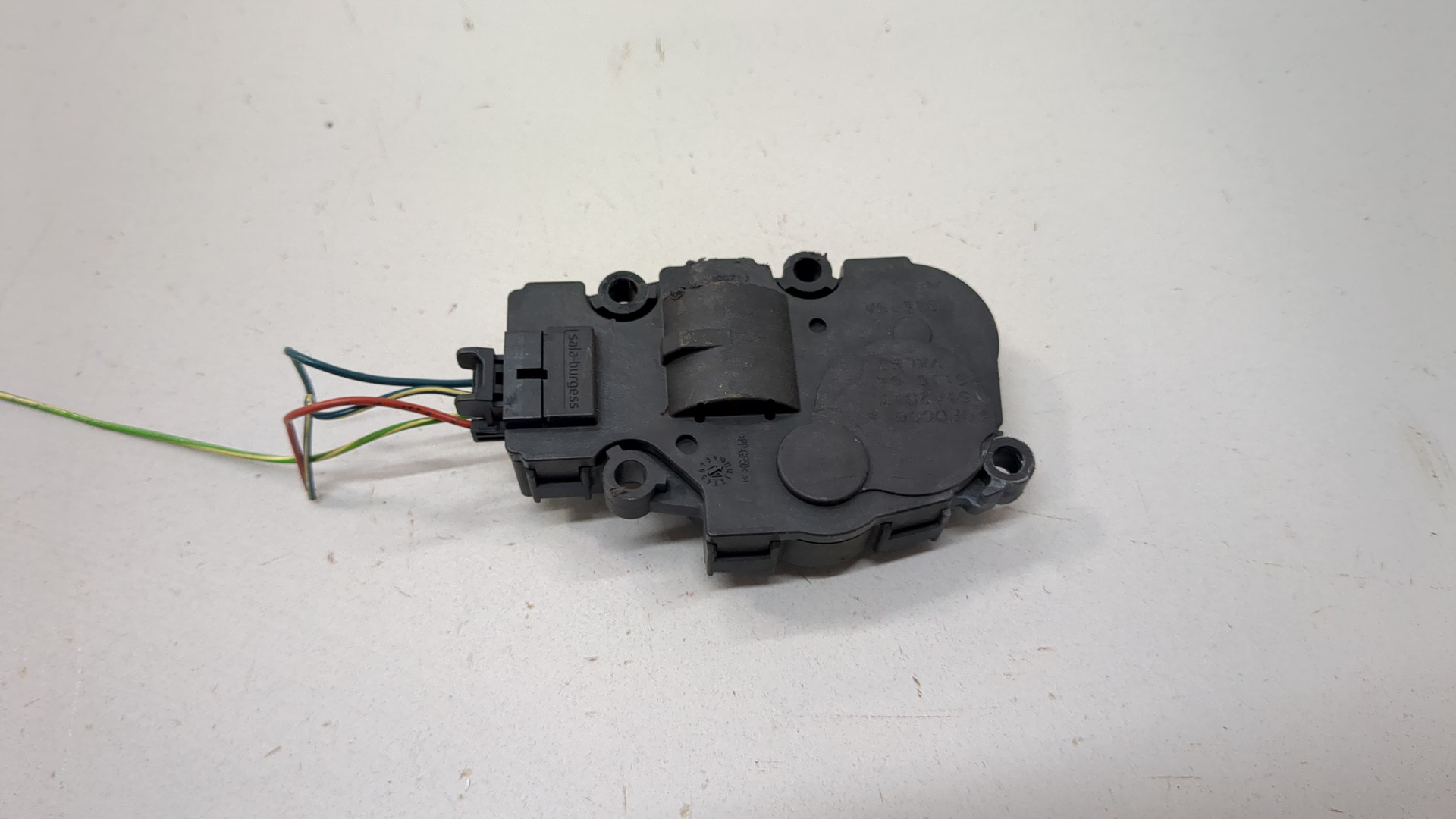 Моторчик заслонки печки