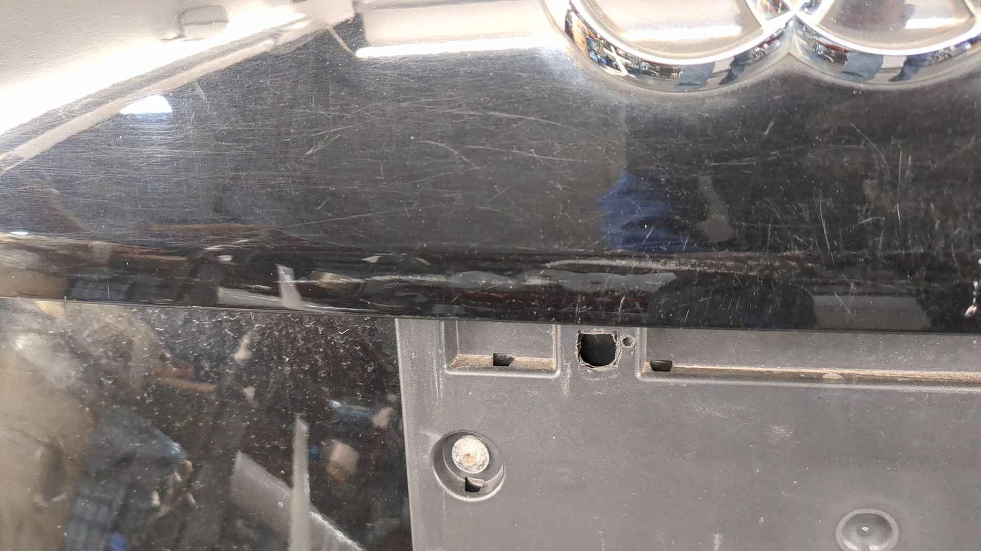 Дверь багажника