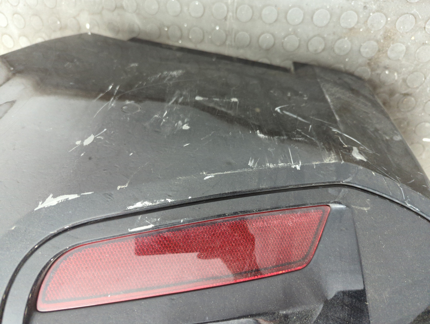 Бампер задний