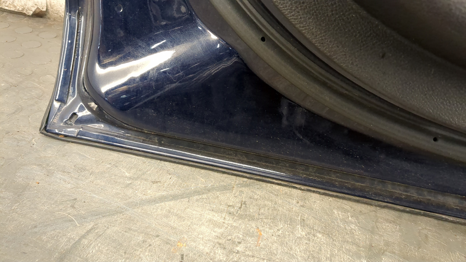 Дверь передняя левая